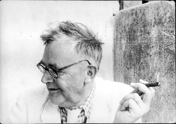 karl-barth-smoking