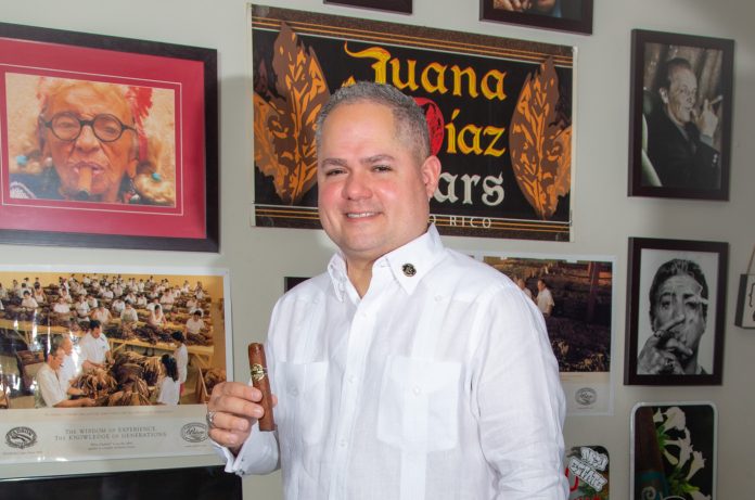 Randy Pérez Juana Díaz Cigars